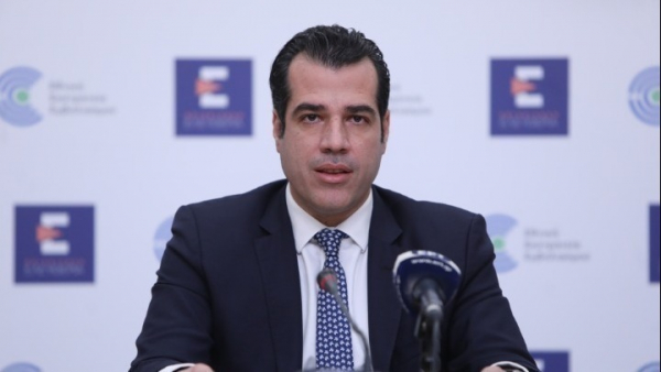 Αισιοδοξεί ο Πλεύρης, ότι η αύξηση των κρουσμάτων δεν θα πιέσουν το ΕΣΥ