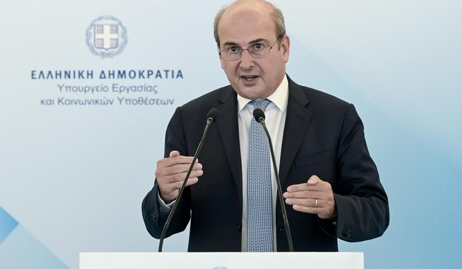 Χατζηδάκης: Κάνουμε κοινωνική πολιτική με αποτύπωμα και άμεσο αποτέλεσμα