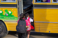 ΗΠΑ - Λευκός Οίκος: Τα σχολεία μπορούν και πρέπει να μείνουν ανοικτά