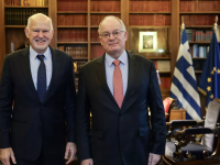 Συνάντηση Τασούλα - Παπανδρέου: Στην ατζέντα θέματα εσωτερικής και εξωτερικής πολιτικής