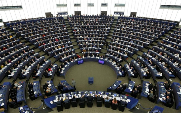 La Repubblica: Σφραγίστηκαν τα γραφεία άλλων 4 Ιταλών στο ευρωκοινοβούλιο