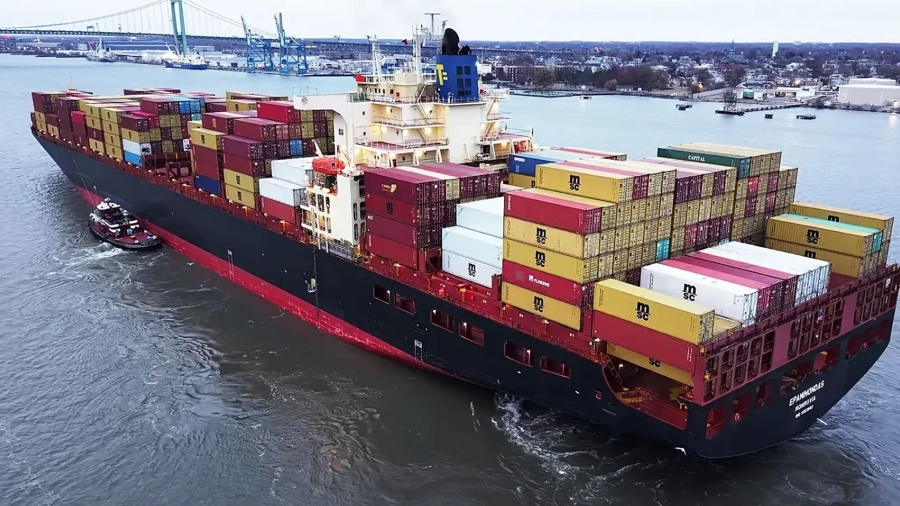 Υπουργείο Ναυτιλίας: Διαψεύδει την κατάληψη του «Epaminondas» από τους Φρουρούς της Επανάστασης