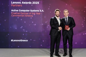 Aπό αριστερά: General Manager Lenovo Grecce -Παναγιώτης Μακρυνιώτης και ο Co – Founder &amp; CEO Active – Γιάννης Στασινόπουλος