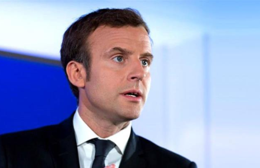 «Ψαλιδίζεται» η δημοφιλία του Μακρόν