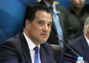 Νέο νομοσχέδιο για αδειοδότηση οικονομικών δραστηριοτήτων σε Τουρισμό, Υγεία και Μεταφορές