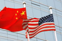 Προειδοποιεί με «απάντηση» το Πεκίνο αν υπάρξουν κυρώσεις σε κινεζικές εταιρείες