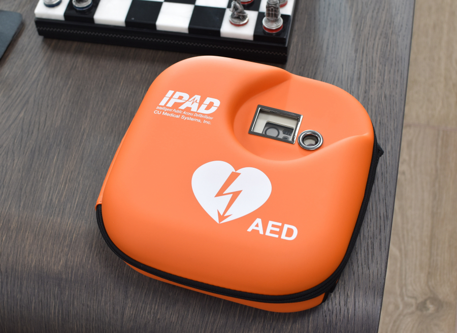 Δίρφυς: Δωρεά απινιδωτή στην τοπική Κοινότητα Στενής Ευβοίας