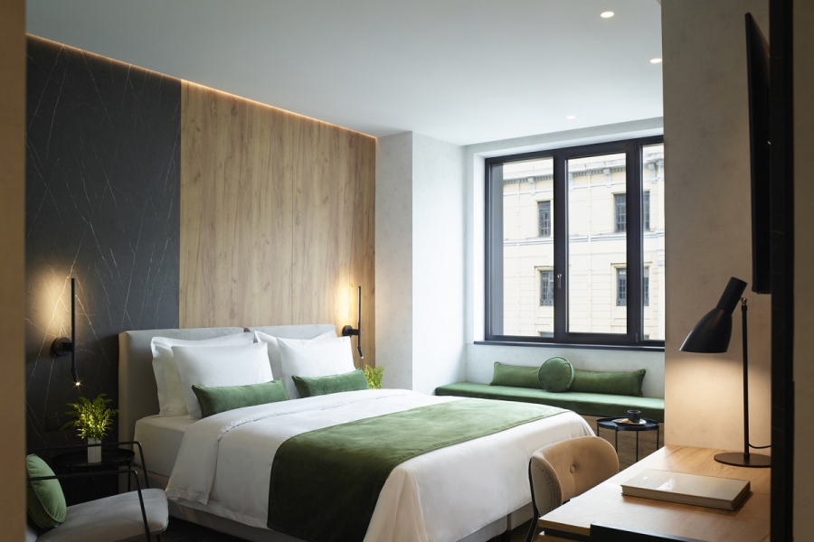 Το Port Square Hotel άνοιξε τις πόρτες του τον Ιούνιο στον Πειραιά