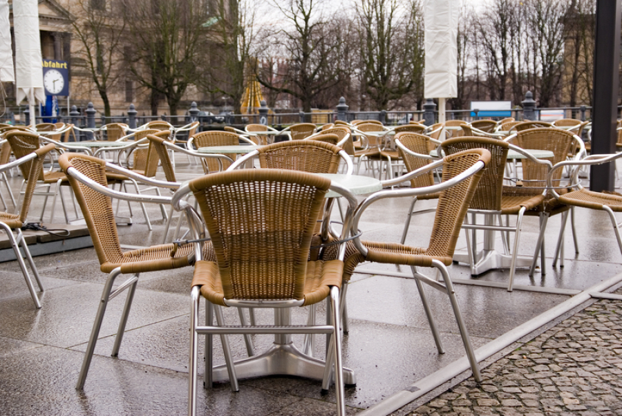 Δημοσιεύθηκε το ΦΕΚ για τα τέλη παρεπιδημούντων