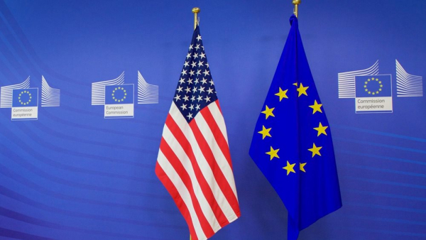 Κομισιόν: Επιτάχυνση της κατάργησης των δασμών στα βιομηχανικά προϊόντα των ΗΠΑ για ικανοποίηση του Τραμπ