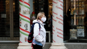 Ουγγαρία: Ανοίγουν και πάλι οι υπαίθριοι χώροι καφέ και εστιατορίων και σύντομα οι κινηματογράφοι και τα θέατρα