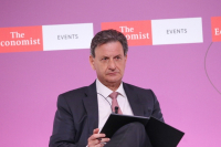 Σκυλακάκης (Economist): Προκλήσεις και δυνατότητες προκύπτουν από τις γεωπολιτικές εξελίξεις