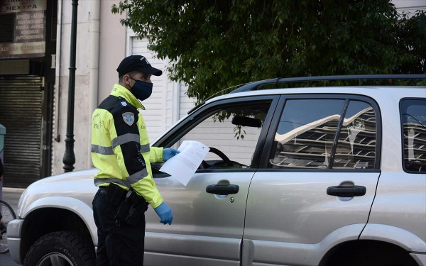 Κορονοϊός: Πρόστιμα 75.000 ευρώ για παραβάσεις των μέτρων