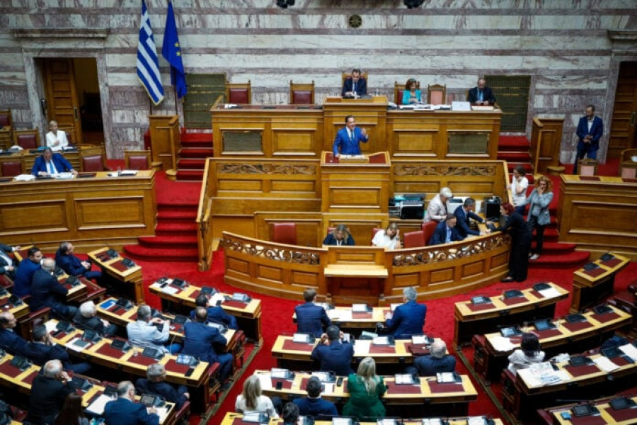 Ψηφίσθηκε το εργασιακό νομοσχέδιο με 158 «ναι»