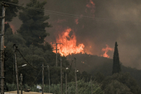 Προγραμματίζονται έργα για την αποκατάσταση ζημιών σε υποδομές από τις φωτιές