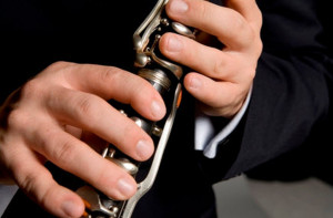 Αχαΐα: Έστησαν γλέντι με κλαρίνα, καλεσμένους και χωρίς μάσκες