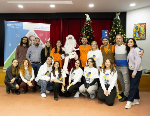 Πλαίσιο και KIDOT μοίρασαν χαμόγελα και χριστουγεννιάτικες εκπλήξεις σε δομές της Θεσσαλονίκης