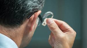 Επίδομα βαρηκοΐας: Από Τρίτη 6 Μαΐου οι αιτήσεις για ηλικίες 18 έως 65 ετών