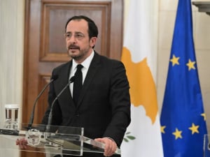 Κύπρος: Πολιτική αναταραχή από διαρροή βίντεο στο «Χ» με καταγγελίες για μαύρο χρήμα