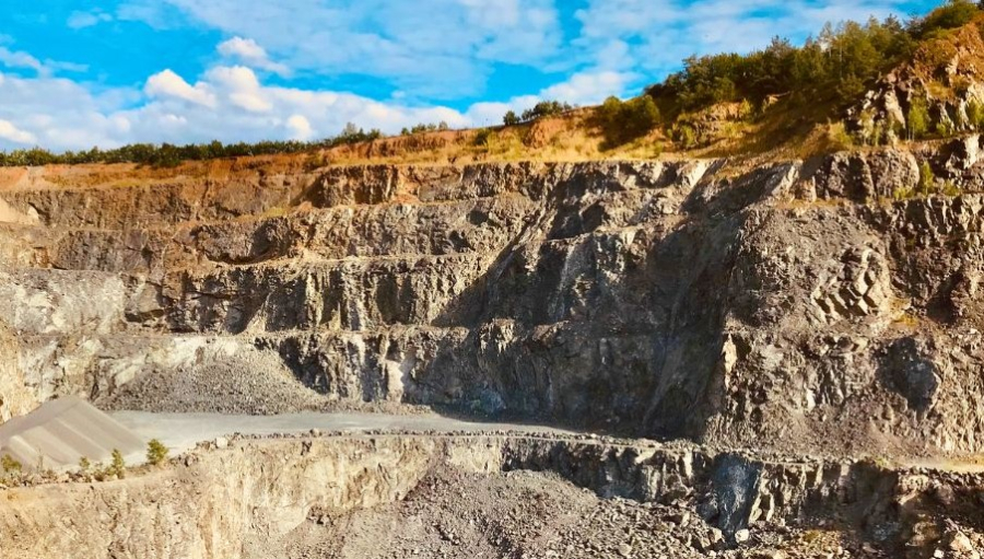 ΣΜΕ: Δέσμη προτάσεων για την αξιοποίηση του Εθνικού Ορυκτού Πλούτου