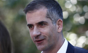 Με AstraZeneca εμβολιάστηκε ο Κώστας Μπακογιάννης