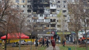 Σφυροκόπημα από ρωσικά drones στην Ουκρανία πριν από τη συνάντηση Ζελένσκι-Τραμπ την Κυριακή