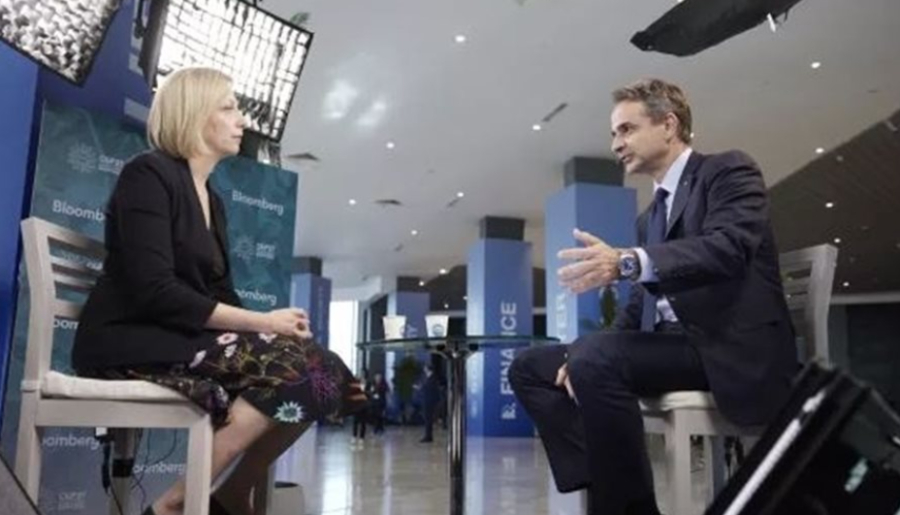 Μητσοτάκης στο Bloomberg: Θέλουμε να γίνουμε καθαρός εξαγωγέας πράσινης ενέργειας