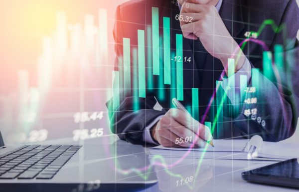 Μελέτη PWC: Δύο στις τρεις επιχειρήσεις «ζόμπι» ανέκαμψαν στην Ελλάδα, μετά την κρίση