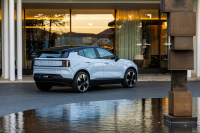 Volvo: Παρουσίασε το πιο μικρό SUV της