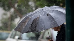 Καιρός: Βροχές και τη Δευτέρα στις περισσότερες περιοχές της χώρας