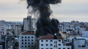 Η Χαμάς απειλεί να εκτελέσει ισραηλινούς ομήρους εν μέσω κλιμάκωσης της επίθεσης στη Λωρίδα της Γάζας