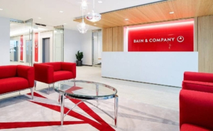 Bain &amp; Company: Προτεραιότητα η βιωσιμότητα για CEO και καταναλωτές ως επιχειρηματική αξία