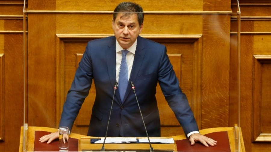 Θεοχάρης: Στενεύουν οι δυνατότητες εκμετάλλευσης στις μικρές παραλίες