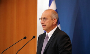 Οικονόμου: Δεν μπορείς να κυβερνήσεις με κάποιον όταν εμείς κοιτάμε στη Δύση και αυτός στην Ανατολή