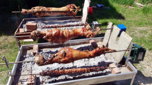 ΙΕΛΚΑ: Στα 190 ευρώ ανά νοικοκυριό οι δαπάνες για το Πάσχα