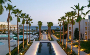 Ισπανία και Πορτογαλία αυστηροποιούν τους κανόνες Covid για την πρόσβαση Βρετανών τουριστών