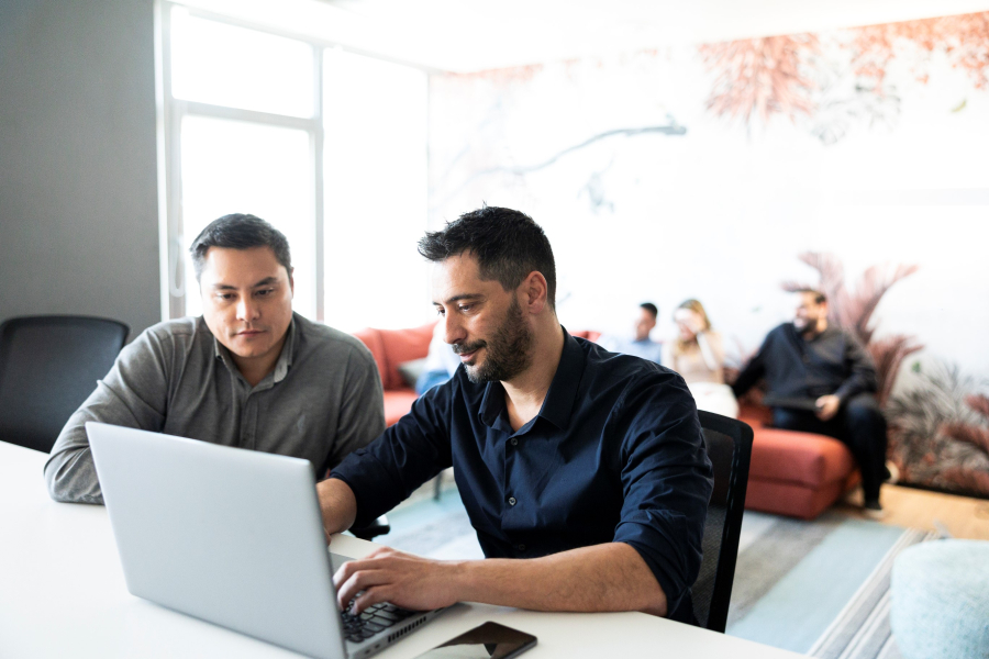 Όμιλος ΟΤΕ: Αποκλειστική χρήση φορητών υπολογιστών για πάνω από 4.000 εργαζόμενους