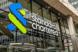 Standard Chartered: Τα ευρωπαϊκά αποθέματα βραχυκυκλώνουν το ενεργειακό όπλο του Πούτιν