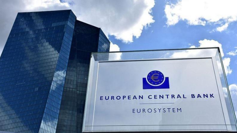 ΕΚΤ: Ώρα αποφάσεων για τα επιτόκια - Αμφίρροπη μάχη ανάμεσα σε "περιστέρια" και "γεράκια"