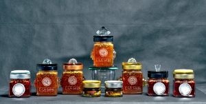 Ε - LA - WON: Το ελληνικό λάδι με φύλλα χρυσού στην πρώτη θέση της λίστας των ακριβότερων του κόσμου