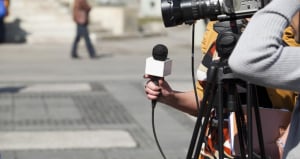 DLF: Η «αυτολογοκρισία» των Ελλήνων δημοσιογράφων