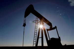 Πτώση 4,2% στην τιμή του πετρελαίου