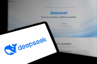 DeepSeek: Μεταφορά δεδομένων χρηστών της σε Κίνα και ΗΠΑ χωρίς τη συγκατάθεσή τους
