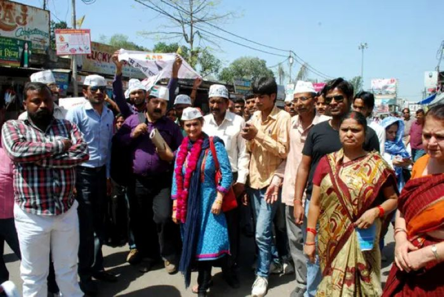 Ινδία: Καλεί τους υπηκόους της να φύγουν από την Τεχεράνη λόγω των ισραηλινών πληγμάτων