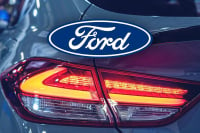 Ford: Απολύει 3.200 εργαζόμενους από εργοστάσιο στη Γερμανία