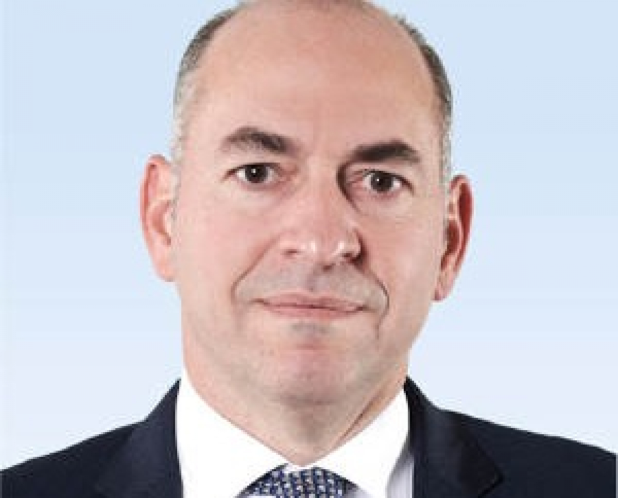 Avramar: Αλλαγή ηγεσίας αποχωρεί ο Myers στη θέση του ο Κωστής Γκλαβάς