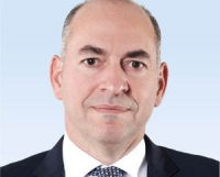 Avramar: Αλλαγή ηγεσίας αποχωρεί ο Myers στη θέση του ο Κωστής Γκλαβάς