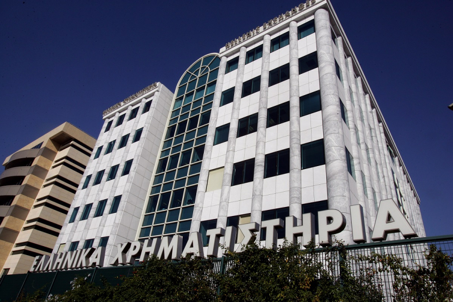 Νέα βουτιά τραπεζών και ΔΕΗ ρίχνουν το Χρηματιστήριο
