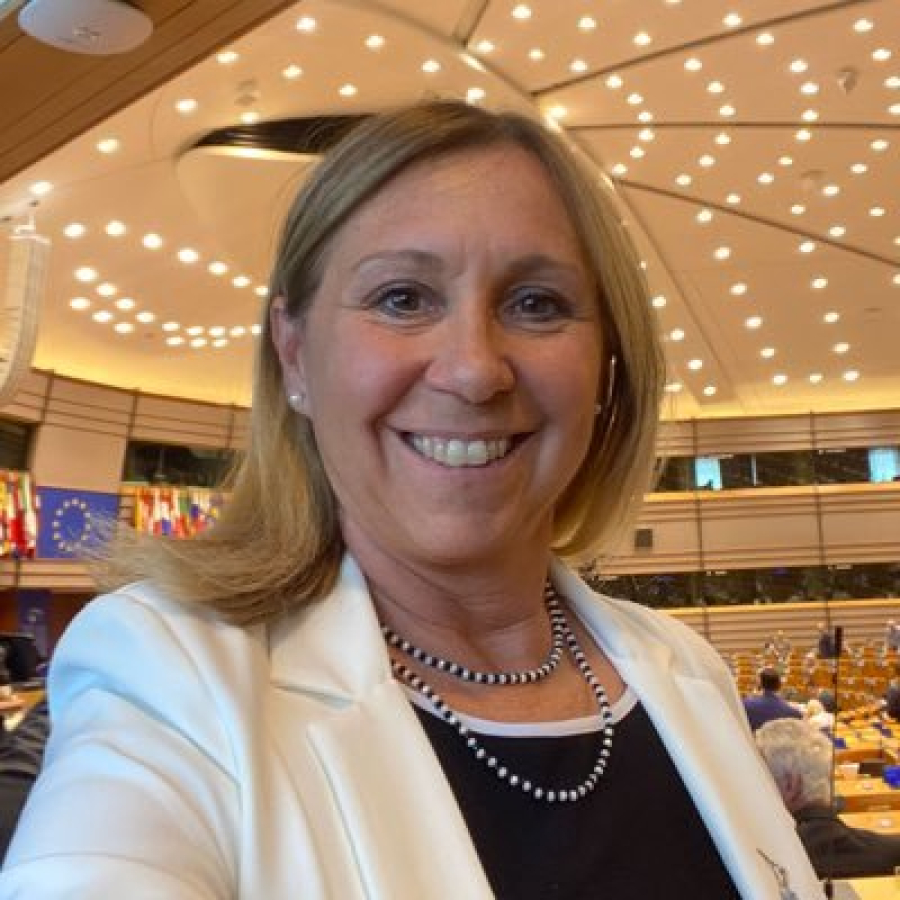 Η ιταλίδα ευρωβουλευτής Στεφανία Ζαμπέλι ερευνάται για απάτη