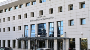 Προς ανάπλαση δύο ιστορικά γυμναστήρια, του «Ιωάννη Φωκιανού» και του Παιδικού της Καισαριανής